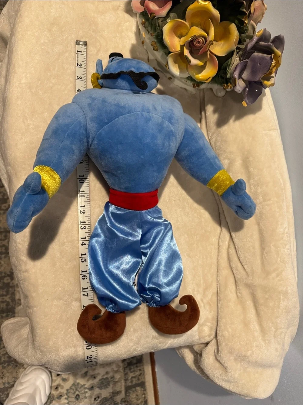 Disney Store Aladdin Genie plush toy. NEW